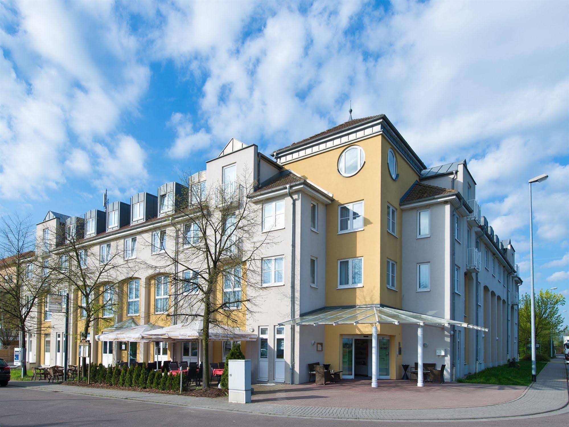 Achat Hotel Leipzig Messe Экстерьер фото