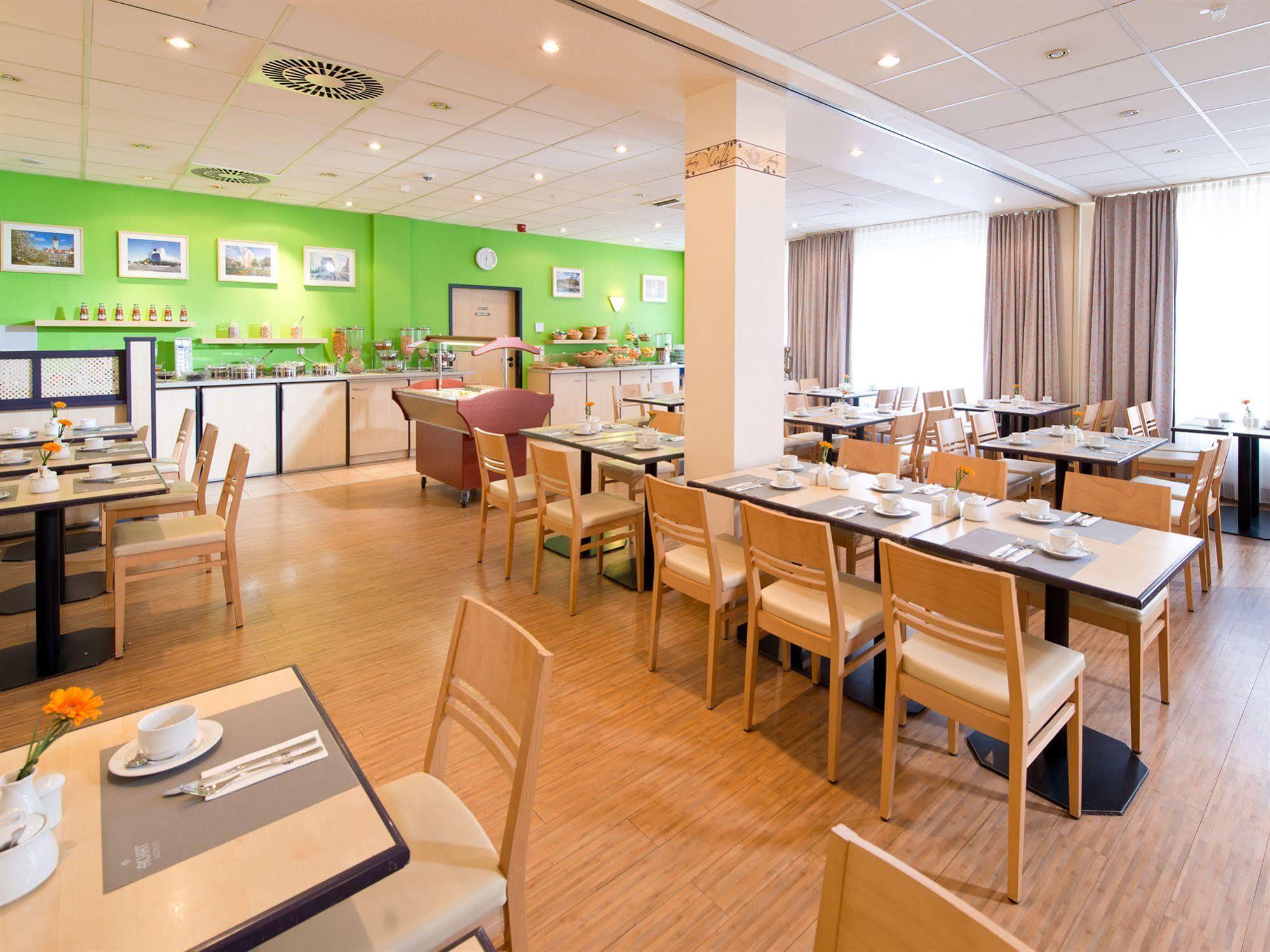 Achat Hotel Leipzig Messe Экстерьер фото